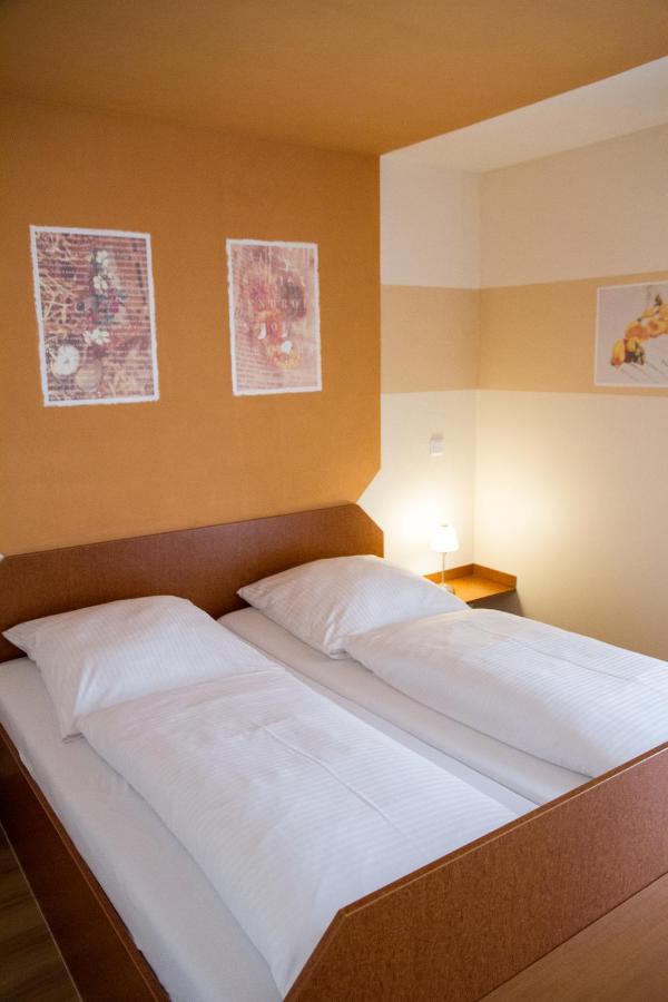 Hotel Garni Haus Zum Gutenberg Hallbergmoos Kültér fotó