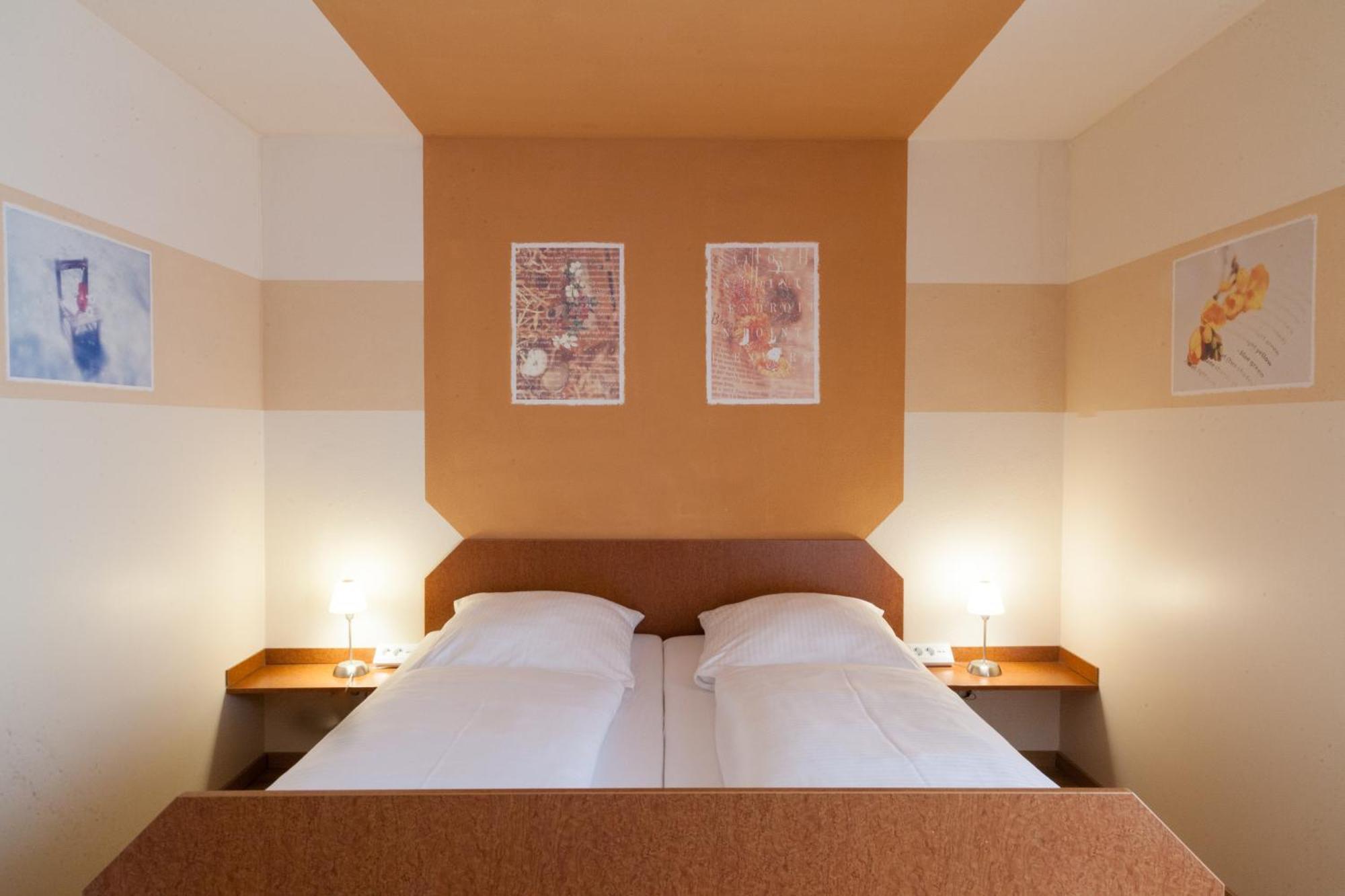Hotel Garni Haus Zum Gutenberg Hallbergmoos Kültér fotó